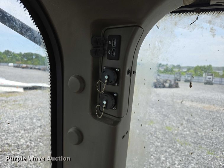 image for item YA0620 2023 John Deere  8RX 340 MFWD tractor