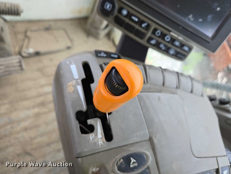 image for item YA0620 2023 John Deere  8RX 340 MFWD tractor