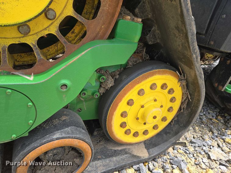 image for item YA0620 2023 John Deere  8RX 340 MFWD tractor