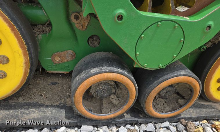 image for item YA0620 2023 John Deere  8RX 340 MFWD tractor