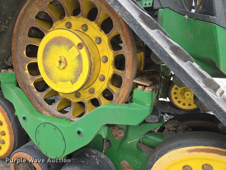 image for item YA0620 2023 John Deere  8RX 340 MFWD tractor