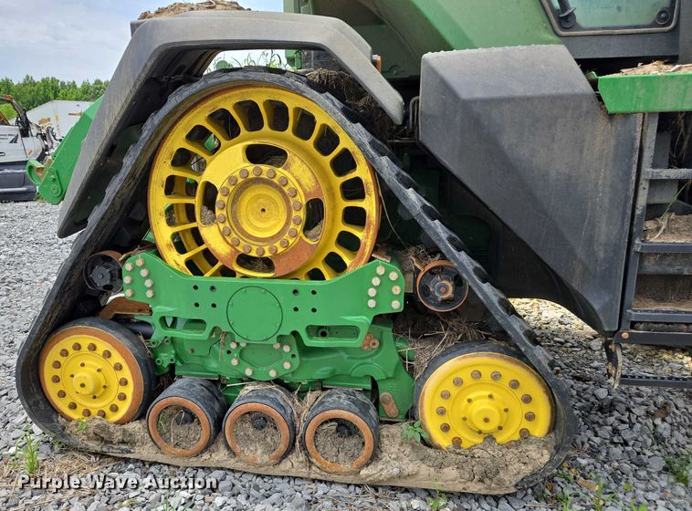 image for item YA0620 2023 John Deere  8RX 340 MFWD tractor