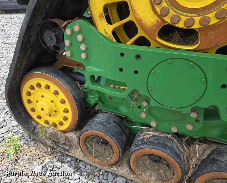 image for item YA0620 2023 John Deere  8RX 340 MFWD tractor