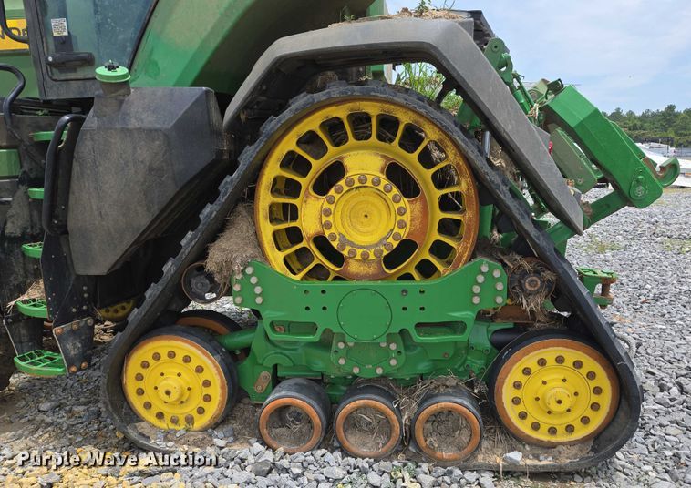 image for item YA0620 2023 John Deere  8RX 340 MFWD tractor