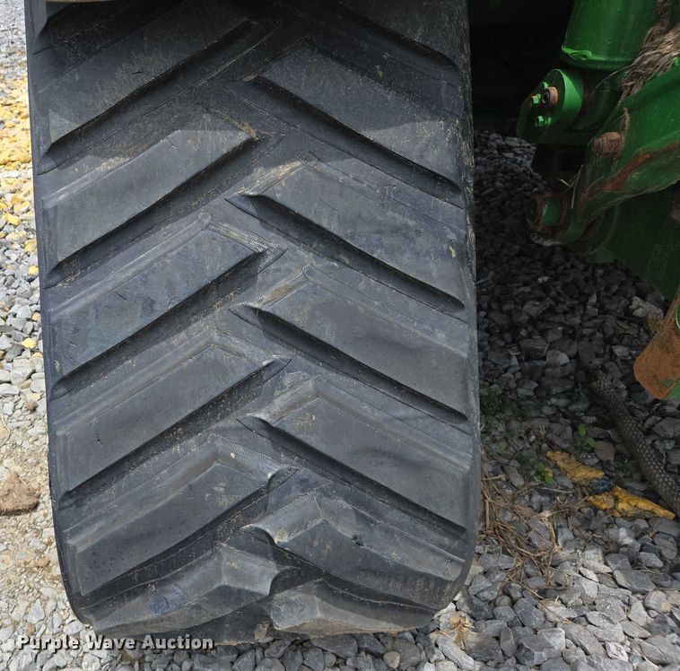 image for item YA0620 2023 John Deere  8RX 340 MFWD tractor