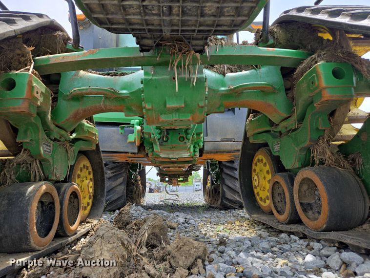 image for item YA0620 2023 John Deere  8RX 340 MFWD tractor