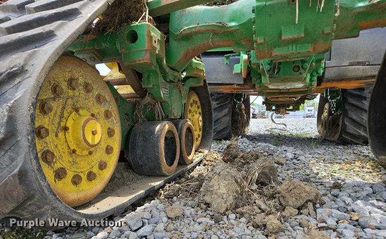 image for item YA0620 2023 John Deere  8RX 340 MFWD tractor