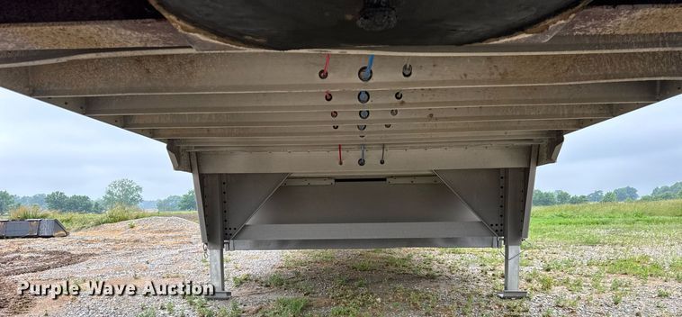 image for item DI9011 2006 Wilson PSADL-400P livestock trailer