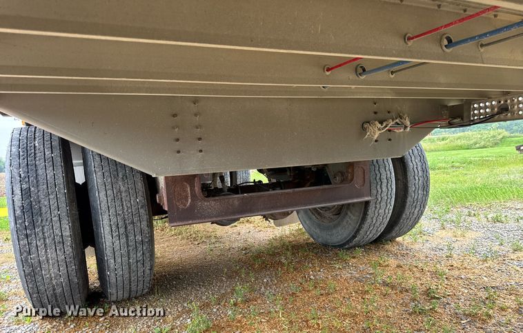 image for item DI9011 2006 Wilson PSADL-400P livestock trailer