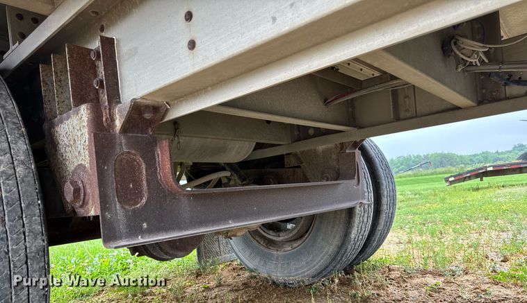image for item DI9011 2006 Wilson PSADL-400P livestock trailer