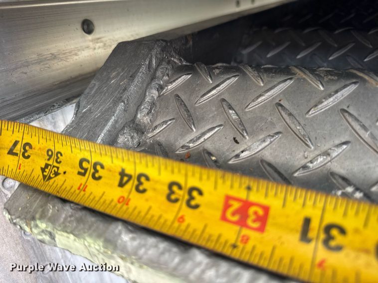 image for item DI9011 2006 Wilson PSADL-400P livestock trailer