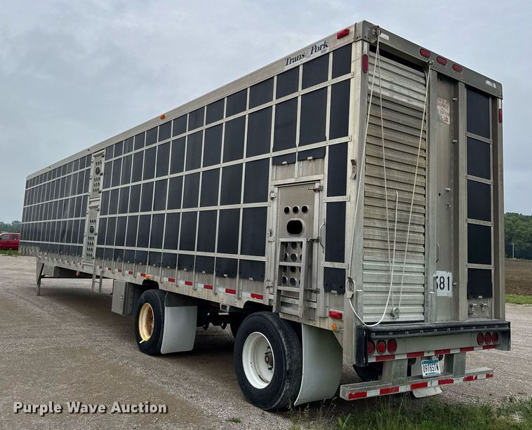 image for item DI9038 2008 EBY livestock trailer