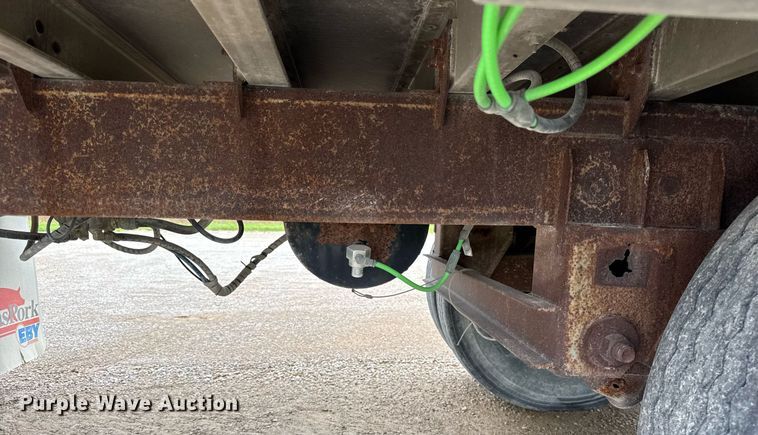 image for item DI9038 2008 EBY livestock trailer