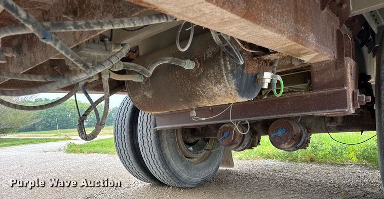 image for item DI9038 2008 EBY livestock trailer