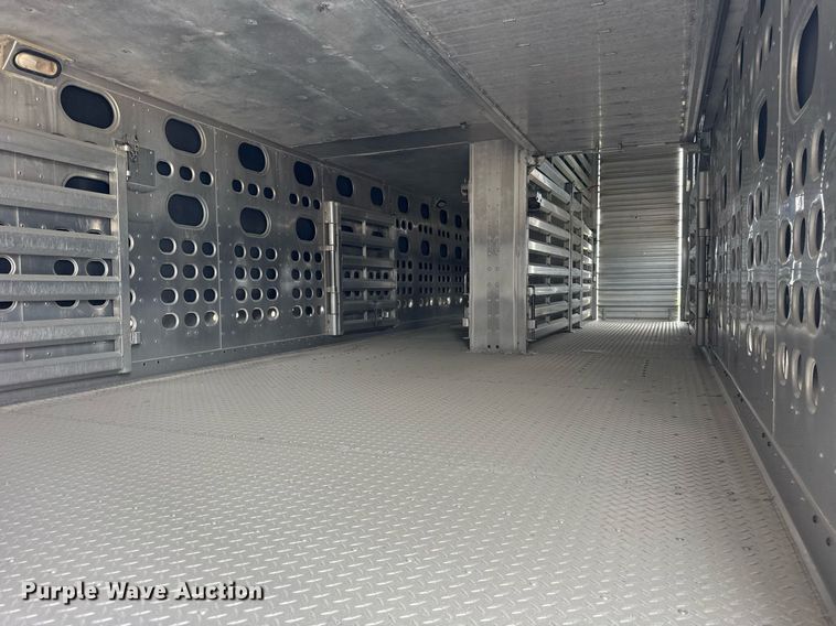 image for item DI9038 2008 EBY livestock trailer