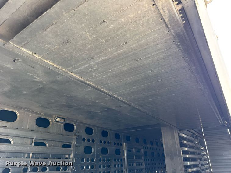 image for item DI9038 2008 EBY livestock trailer