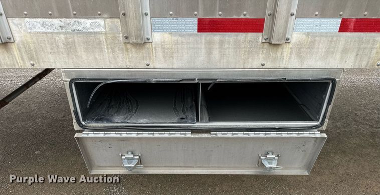 image for item DI9038 2008 EBY livestock trailer