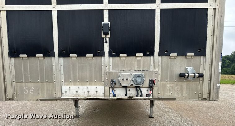 image for item DI9038 2008 EBY livestock trailer