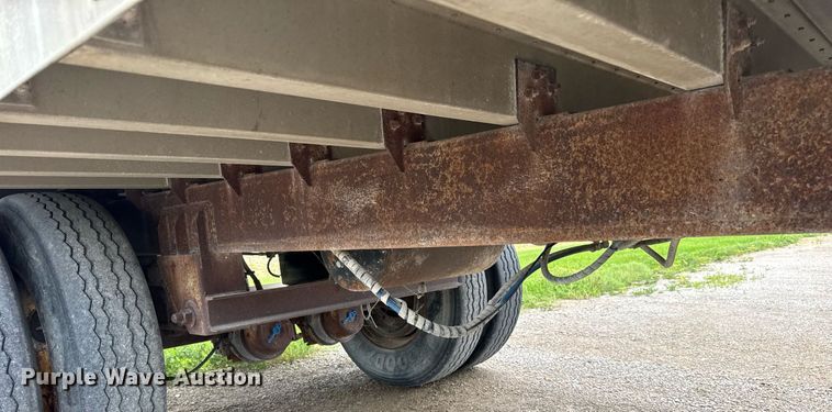 image for item DI9038 2008 EBY livestock trailer