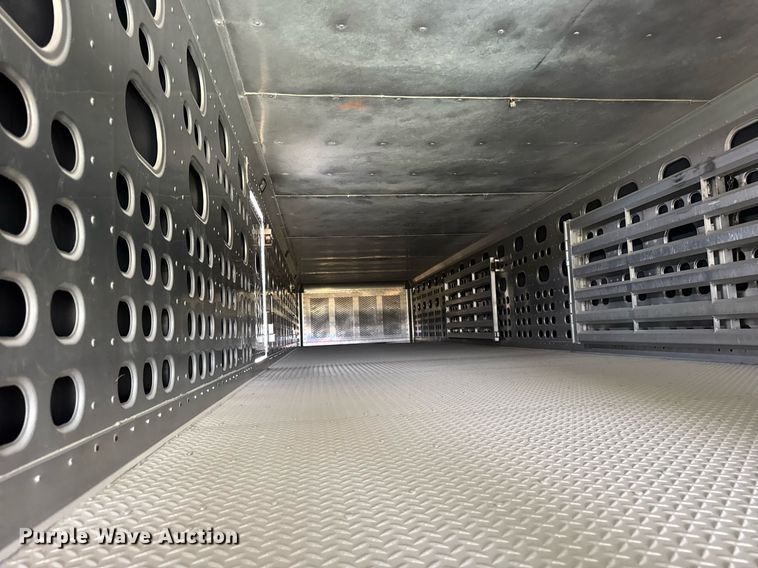 image for item DI9038 2008 EBY livestock trailer