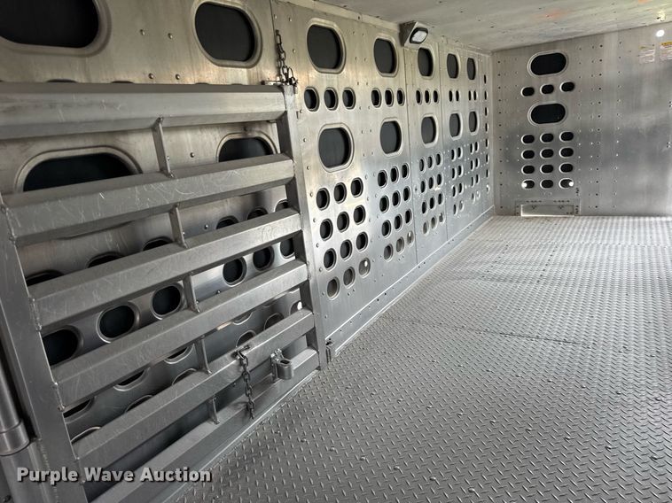 image for item DI9038 2008 EBY livestock trailer