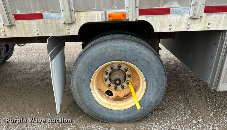 image for item DI9038 2008 EBY livestock trailer