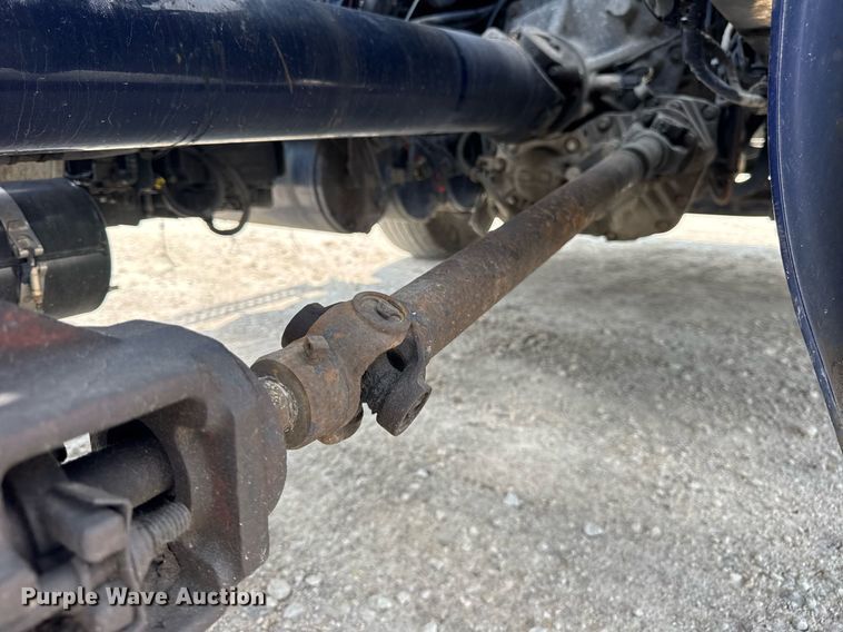 image for item DI9045 2017 Volvo VNM semi truck