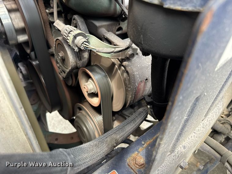 image for item DI9045 2017 Volvo VNM semi truck