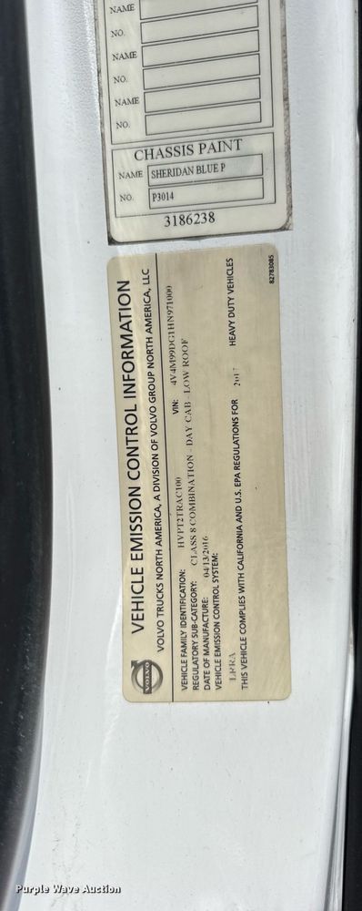 image for item DI9045 2017 Volvo VNM semi truck