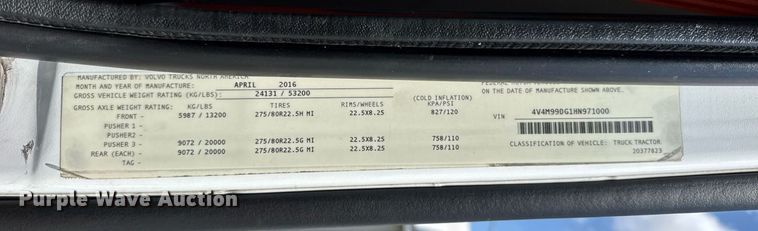 image for item DI9045 2017 Volvo VNM semi truck