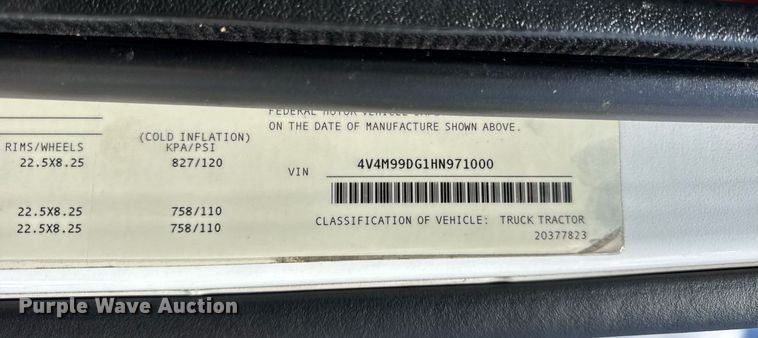 image for item DI9045 2017 Volvo VNM semi truck