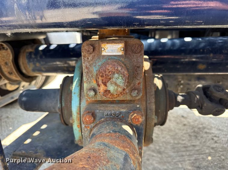 image for item DI9046 2017 Volvo VNM semi truck