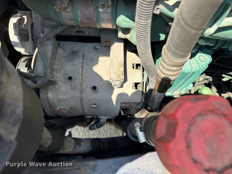 image for item DI9046 2017 Volvo VNM semi truck