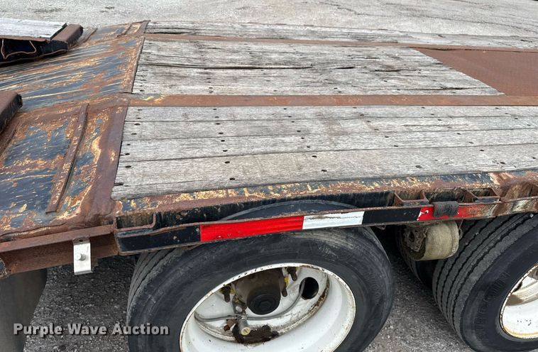 image for item DM5746 2015 Transcraft drop deck equipment trailer