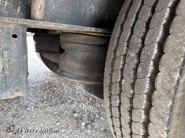 image for item DM5746 2015 Transcraft drop deck equipment trailer