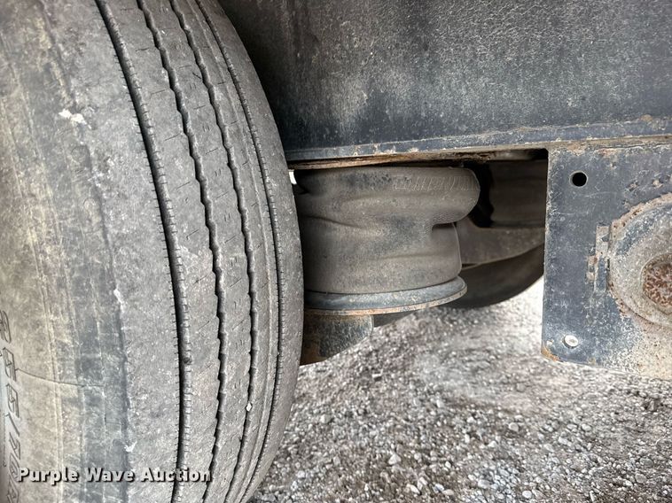 image for item DM5746 2015 Transcraft drop deck equipment trailer