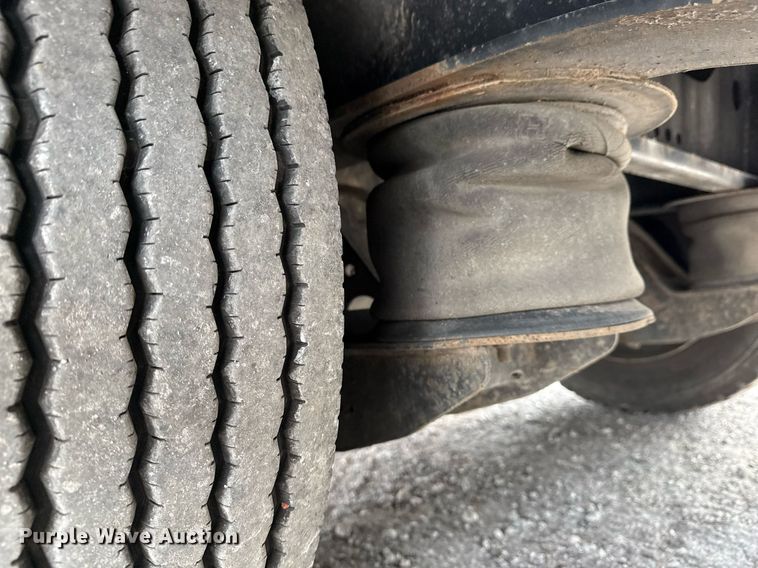 image for item DM5746 2015 Transcraft drop deck equipment trailer