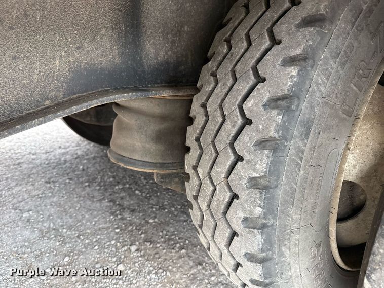 image for item DM5746 2015 Transcraft drop deck equipment trailer