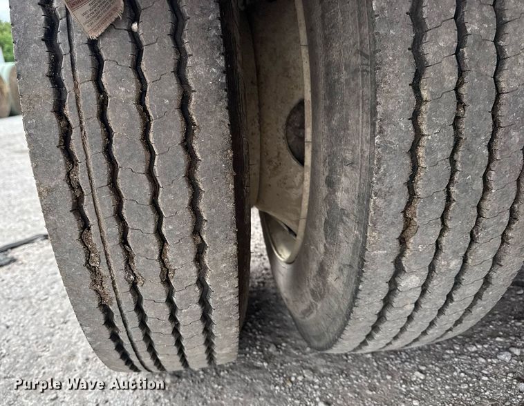 image for item DM5746 2015 Transcraft drop deck equipment trailer