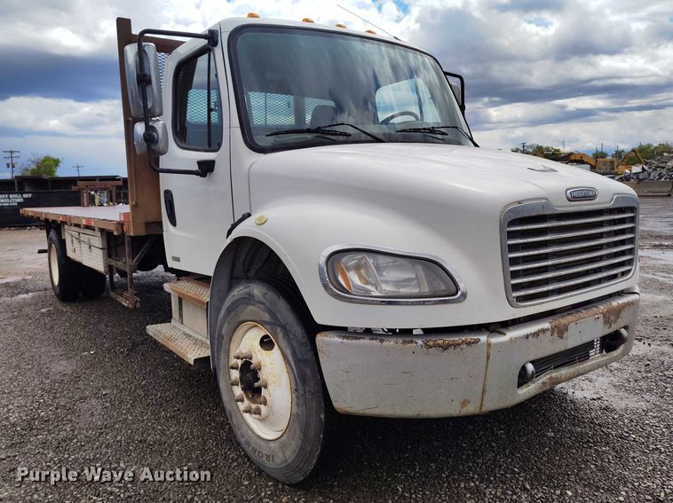 image for item DP4990 2006 Freightliner Business Class M2 dump flatbed truck