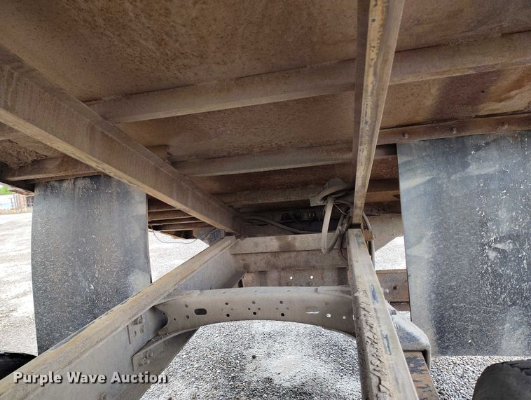 image for item DP4990 2006 Freightliner Business Class M2 dump flatbed truck