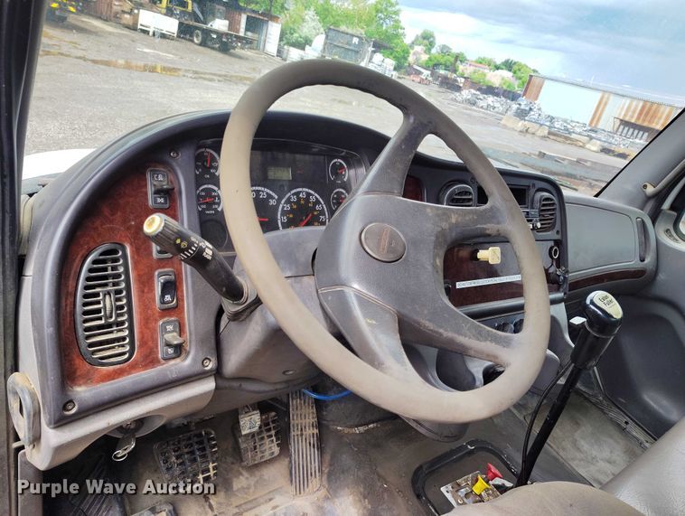 image for item DP4990 2006 Freightliner Business Class M2 dump flatbed truck