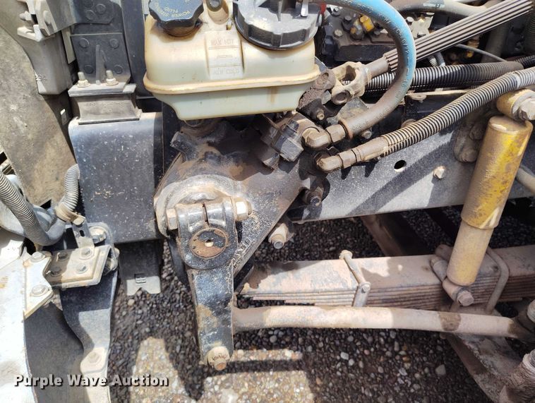 image for item DP4990 2006 Freightliner Business Class M2 dump flatbed truck