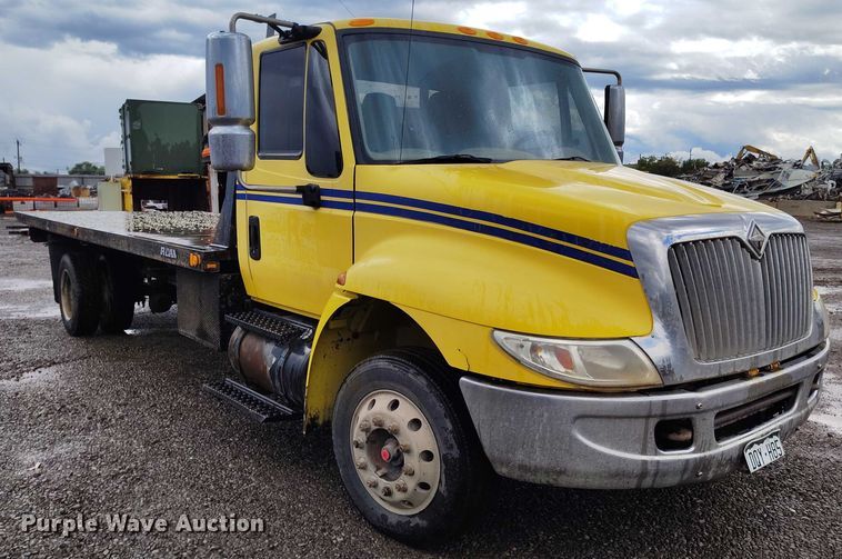 image for item DP4991 2007 International 4300 rollback truck