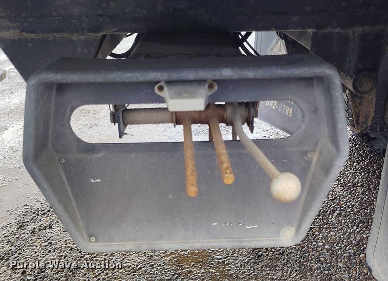 image for item DP4991 2007 International 4300 rollback truck