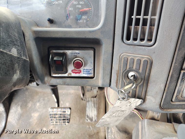 image for item DP4991 2007 International 4300 rollback truck