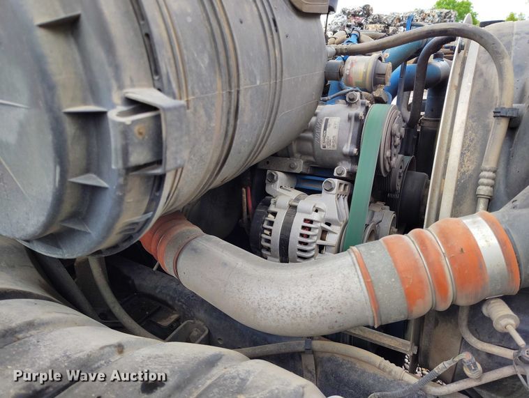 image for item DP4991 2007 International 4300 rollback truck