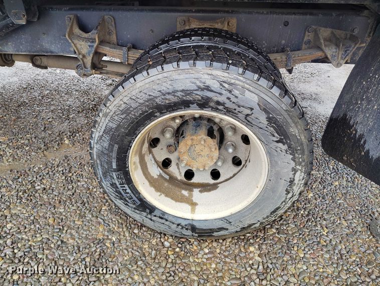 image for item DP4991 2007 International 4300 rollback truck