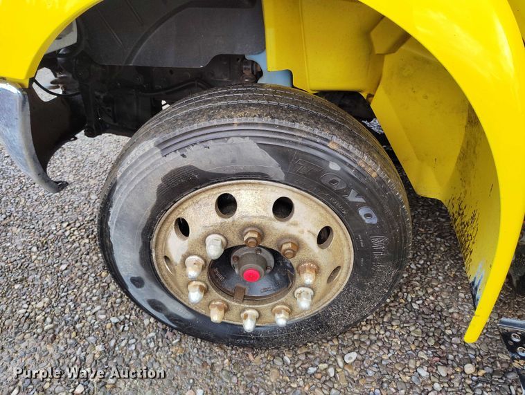 image for item DP4991 2007 International 4300 rollback truck