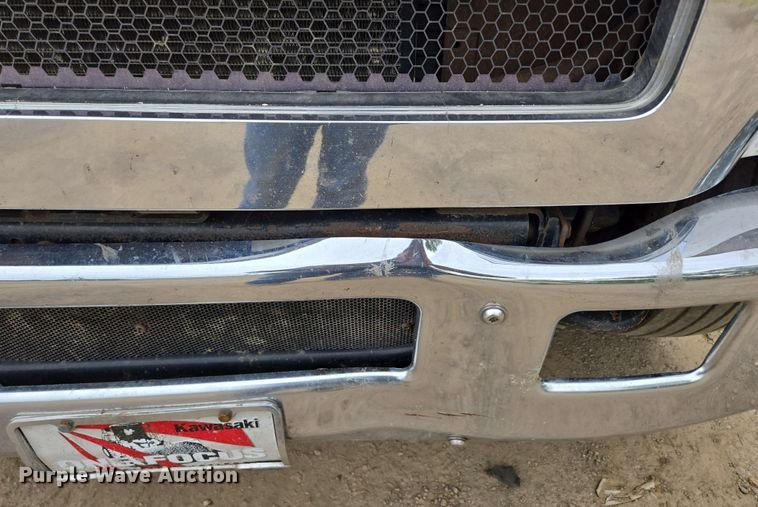 image for item DP6383 2005 Ford F750 Super Duty flatbed truck